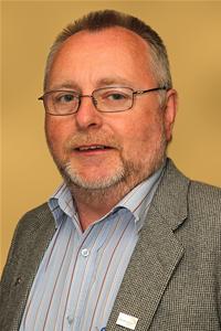 Photograph of Councillor Bill Livesley Photograph of Councillor Bill Livesley