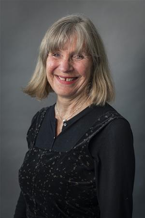 Profile image for Councillor Linda Buchanan